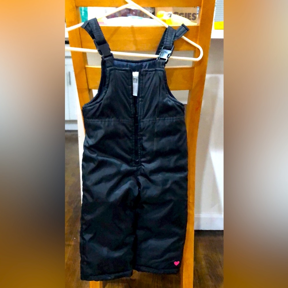Used and in like new condition Carter’s Snowbib